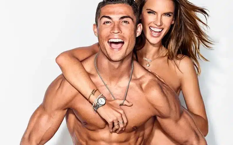 Body Ronaldo Đẹp Đến Mức Nào?