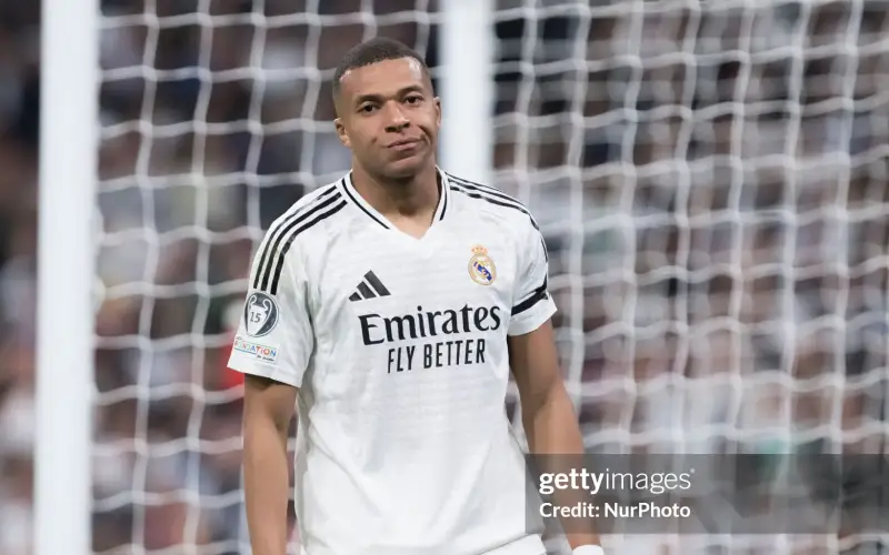 Mbappe đang lạc lối