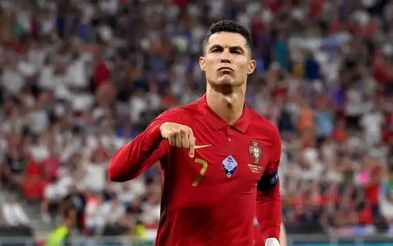 Cân nặng của Ronaldo luôn duy trì ở mức cân đối