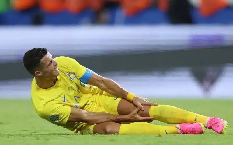 Trong thời gian thi đấu cho Al Nassr, Ronaldo lại tiếp tục dính chấn thương