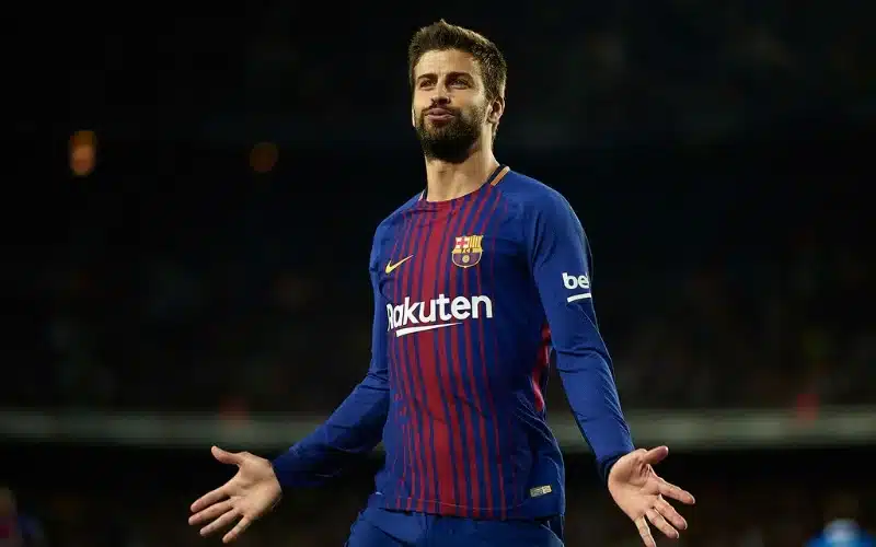 Gerard Pique nổi tiếng với những đường chuyền bóng chính xác