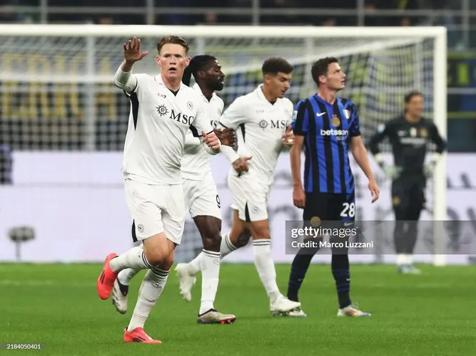 McTominay tỏa sáng khi gặp Inter.