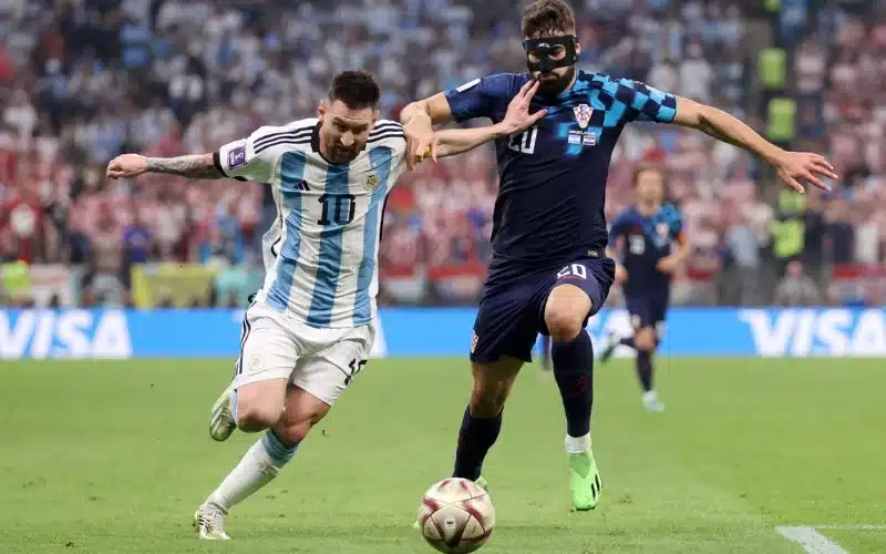 Messi có khả năng sử dụng linh hoạt hai chân trong thi đấu