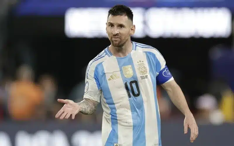 Messi đã có một hành trình đầy cảm xúc khi khoác áo đội tuyển Argentina