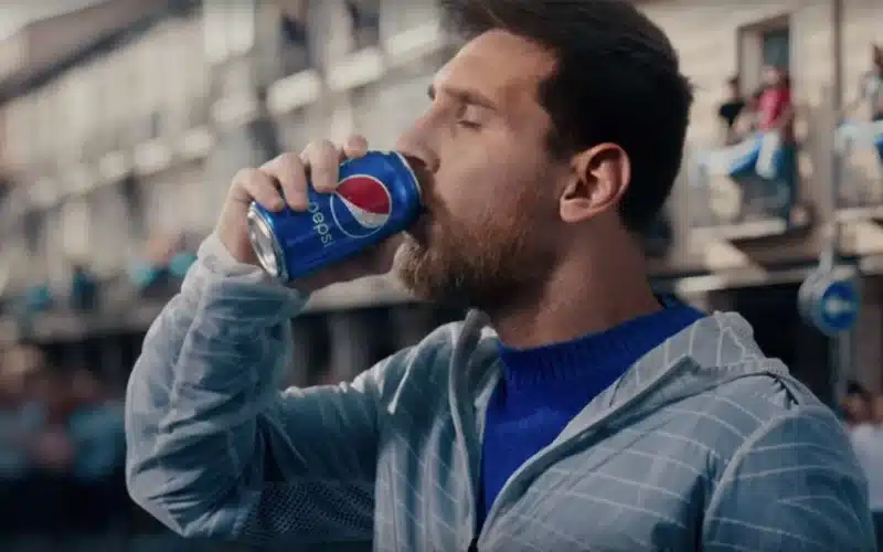 Messi được Pepsi chọn mặt gửi vàng