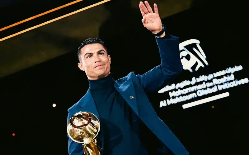 Ronaldo có bao nhiêu Quả bóng vàng? - Thành tích cực khủng