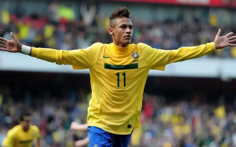 Tiểu sử Neymar - Cuộc sống tuổi thơ và những bước chân đầu tiên