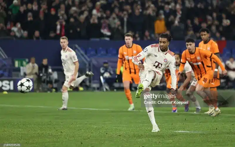 Olise ghi cú đúp trước Shakhtar.