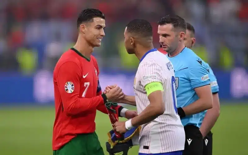 Cuộc đối đầu giữa Mbappe vs Ronaldo