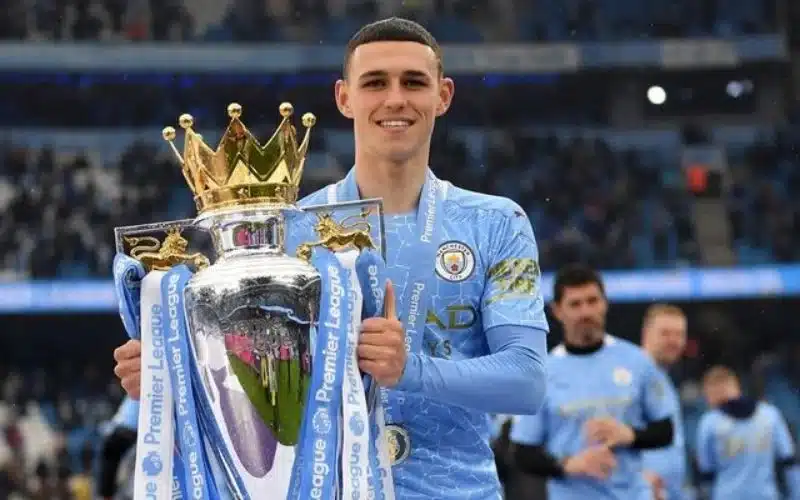 Phil Foden Đang Chơi Cho Đội Nào?