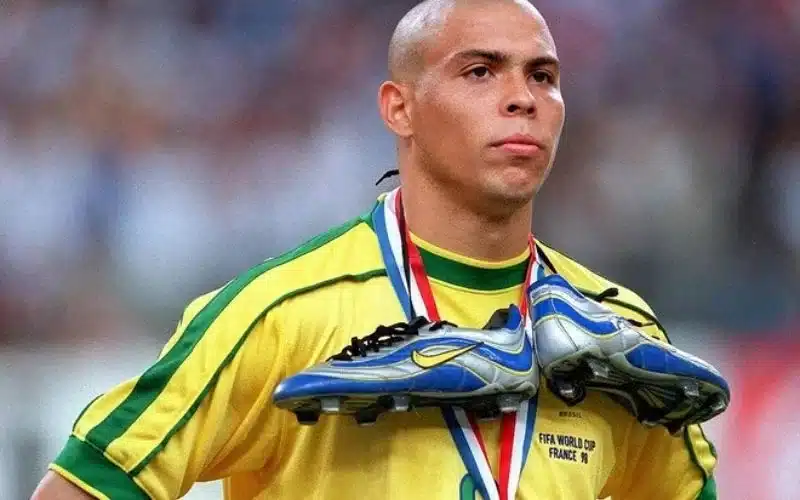 Sự nghiệp lẫy lừng của siêu sao Brazil Ronaldo béo