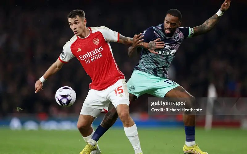 thumbnails-Soi-keo-Brentford-vs-Arsenal-vao-0h30-ngay-2-1-Du-doan-chinh-xac-ty-so-