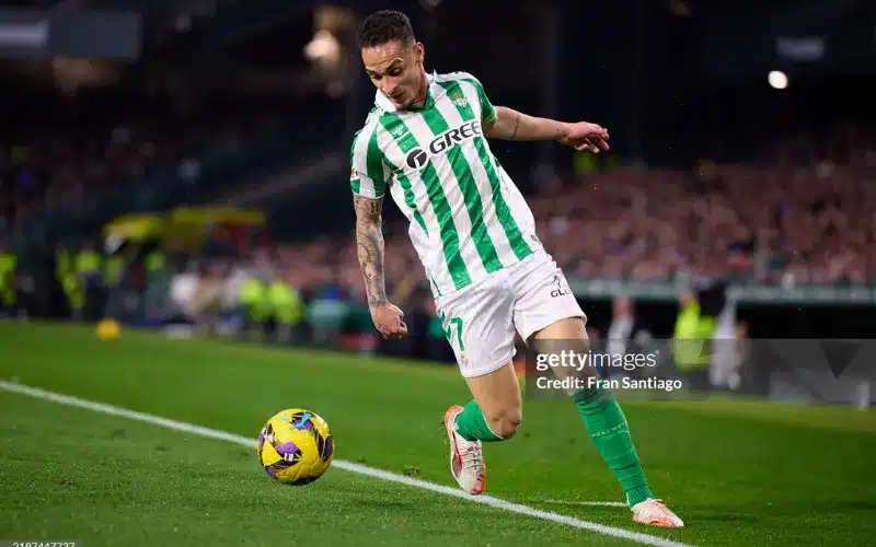 Antony đã ghi bàn đầu tiên cho Betis.