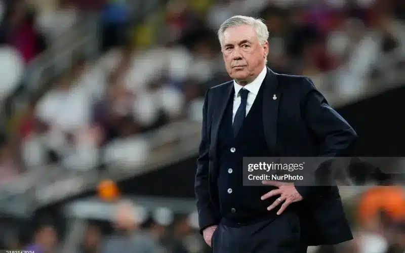 Ancelotti thận trọng trước đại chiến Manchester City.