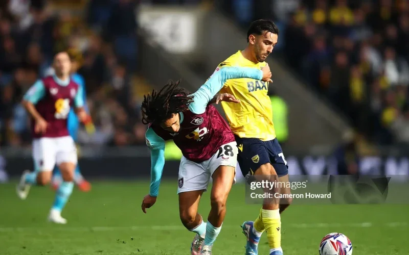 oxford-united-fc-v-burnley-fc-sk-e1738581195828