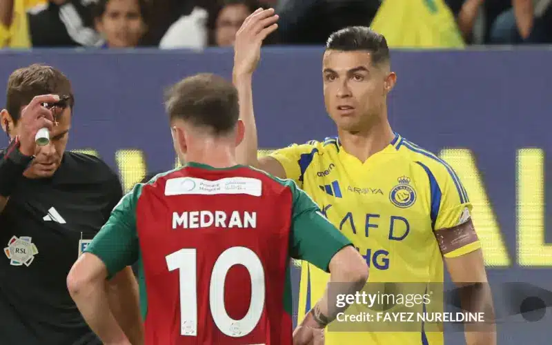 Ronaldo mất kiểm soát